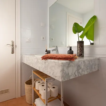 Book Jet - Sun & Pool Apartment